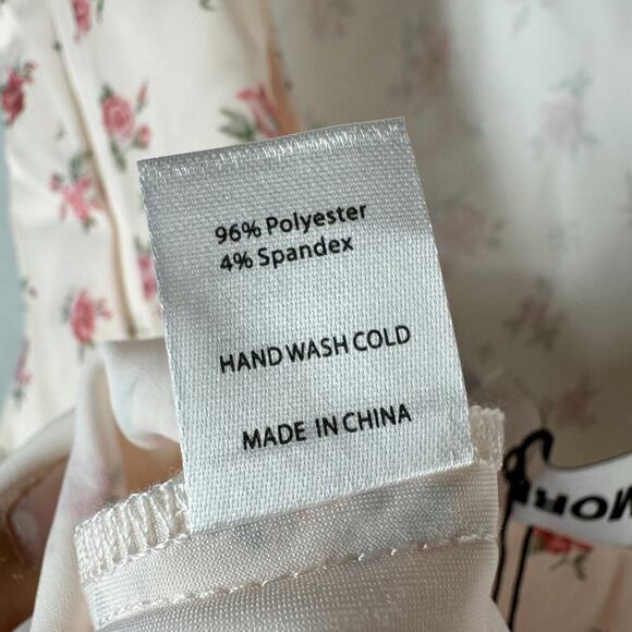 Rumored Loverboy Mini Dress Candied Carnation Light Floral Size Large - Picture 7 of 10